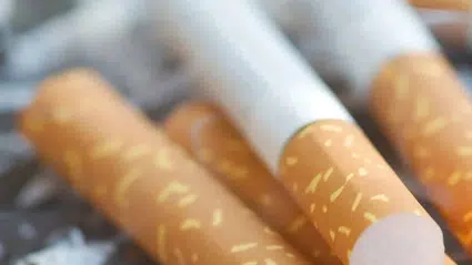 Sigara satışında market kasalarında yeni dönem başlıyor