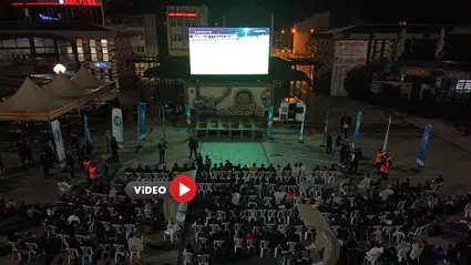 Meydan Doldu, Taştı