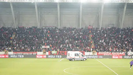 Futbolculardan O Taraftara Ziyaret!