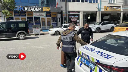 Polis Memurundan Yürekleri Isıtan Destek, Böyle Yardım Etti