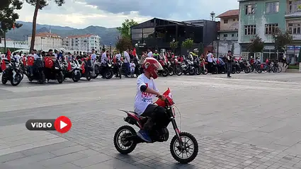 Motosikletlilerden 19 Mayıs Konvoyu