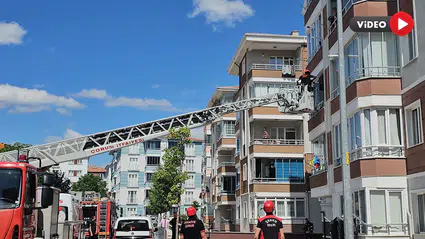 Apartmanda Çıkan Yangında 7 Kişi Dumandan Etkilendi