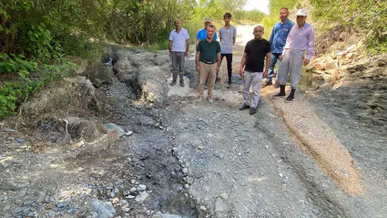 Sel Baskını Yolu Dağıttı