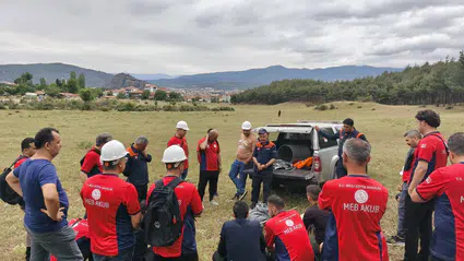 MEB AKUB Ekibine Arama Kurtarma Eğitimi