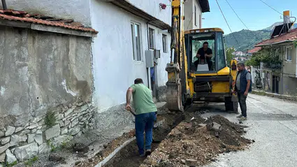 İskilip'te Yivlik Suyu Hattı Modern Borularla Yenileniyor