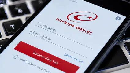 Haberi Duyan On Binlerce Kişi e-Devlet'e Akın Etti