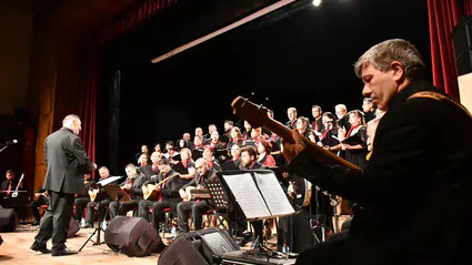 Türkülerle Anadolu Konseri Mest Etti