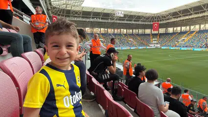 Dere: İster Fenerbahçe Formasını Giyerek Gelsin, İsterse …