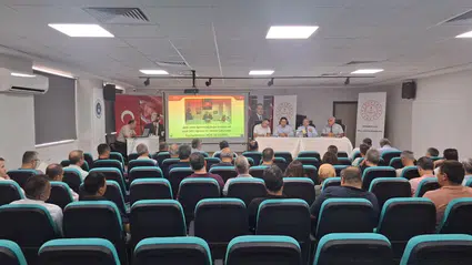 Cemil Çağlar İlçeleri Geziyor