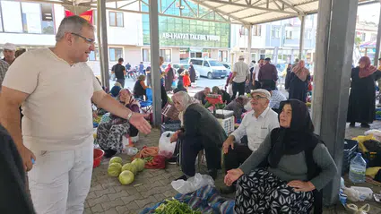 Başkan Ünlü’den Pazar Ziyareti