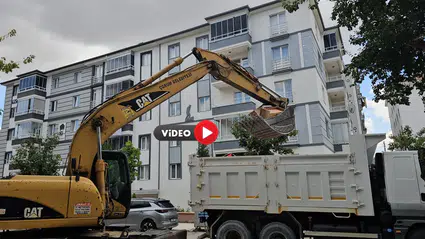 Evden 3 Kamyon Çöp Çıktı