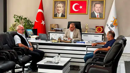 AK Parti Vatandaşları Dinliyor
