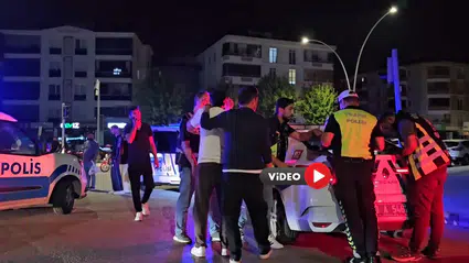 Kaza Sonrası Yardıma Koşan Vatandaşı Darbetti