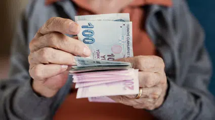 Memur ve Emeklinin Maaş Zammında Yeni Rakam