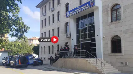 Klavyeden Teröre Uzanan Ağa Darbe