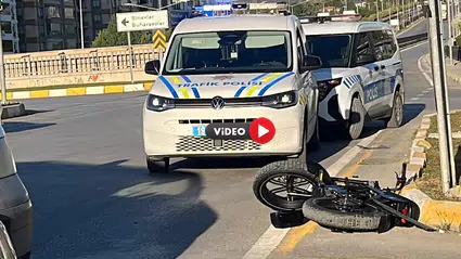 Minibüsle Elektrikli Bisiklet Çarpıştı