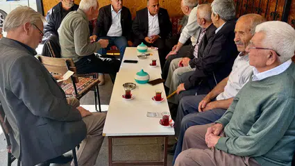 Alar, Hem Dinledi Hem Anlattı