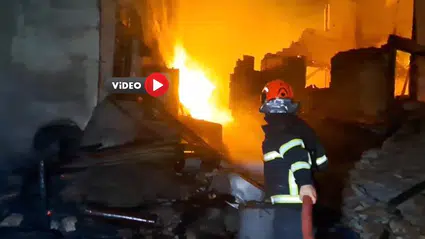 Kuşburnu İçin Yakılan Ateş, Evleri Küle Çevirdi