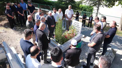 Arif Ersoy Dualarla Anıldı