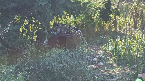 Zonguldak'ta evin bahçesine devrilen otomobildeki 1 kişi öldü, 3 kişi yaralandı