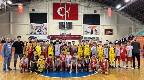 Şampiyon Çorum Belediye Spor Kulübü!