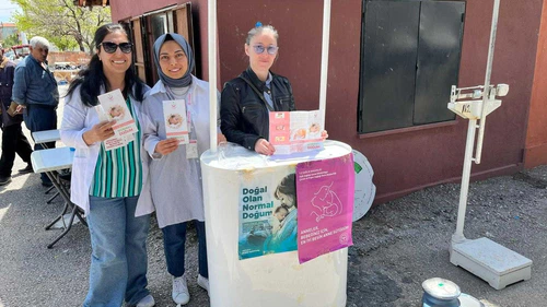 Vatandaşlara Normal Doğum Bilgilendirmeleri Yapılıyor