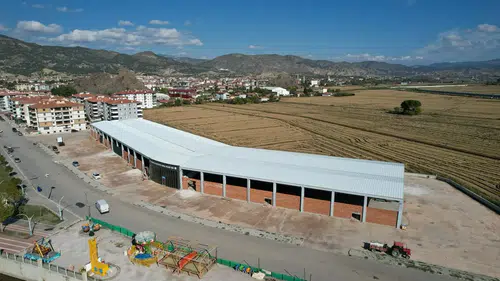 Osmancık'ta Perşembe Pazarının Etrafı Kapatılıyor