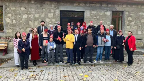 Özel bireyler 102. Yılı kutladı