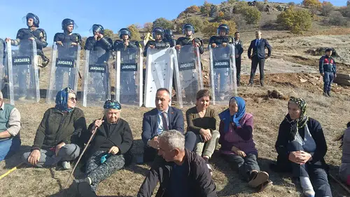 CHP’den Köy Halkının Mücadelesine Destek