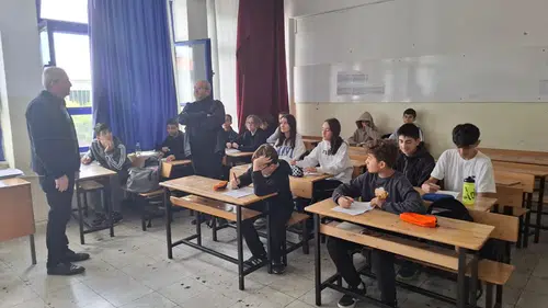 Çağlar, Destekleme Kurslarını Ziyaret Etti