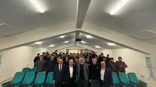 Ünlü Yazarlar Öğrencilerle Buluşuyor