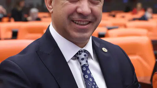 ‘Asıl Kambur İktidarın Kendisidir’