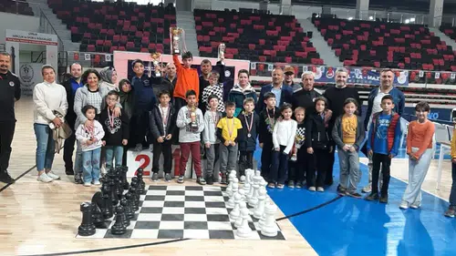 Satrançta Şampiyonalar Belli Oldu
