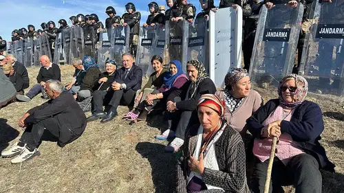 ‘Karakaya Halkının Direnişinde Yanlarındayız’