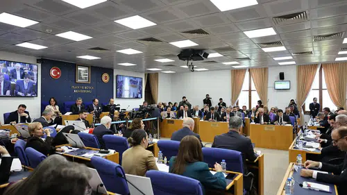 Tahtasız: Çocukların Kalbi Açlıktan ve Yoksulluktan Çarpıyor