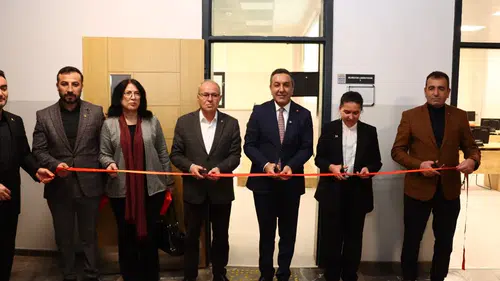 Dere, Üniversite Öğrencileriyle Buluştu