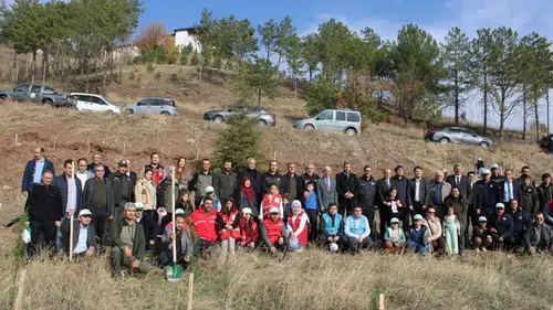 İskilip’te 200 Fidan Toprakla Buluşturuldu