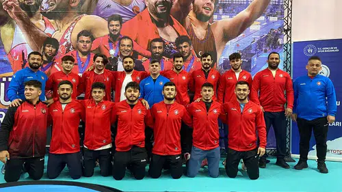 Belediye Güreşçileri 2.Etaba Damga Vurdu