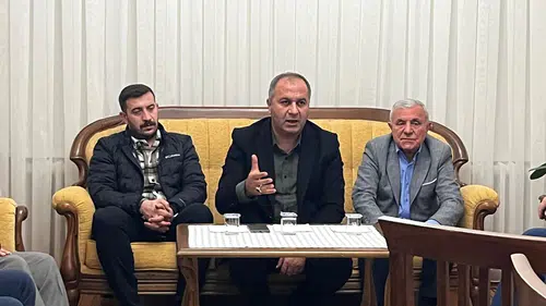 Buharaevler’de komşu sohbeti