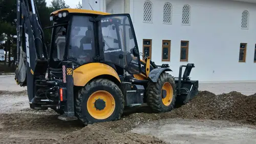 Koyunbaba Türbesi Yanındaki Camiye Aydınlatma Altyapısı