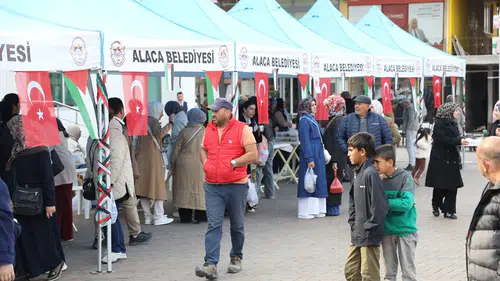 Minik Ellerden Filistin'e Destek