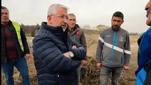 ‘Susuz Kalmayalım Diye Tepeleri Aşıyoruz’