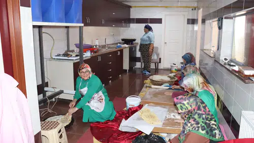 Filisin Yararına Kermes Yaptılar