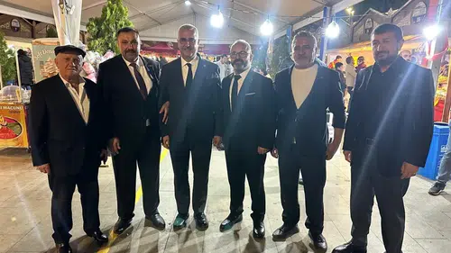 Milletvekili Ahlatcı’ya İstanbul’da Sevgi Seli