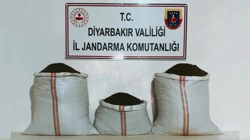 Bakan Yerlikaya, 555 kilogram uyuşturucu maddesi ele geçirildiğini açıkladı