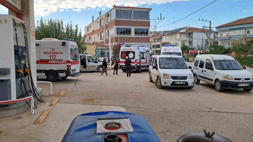 İznik’te 8 işçi tavuklu pilavdan zehirlendi