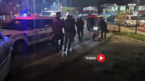 Silahlı Kavgayı Polis Havaya Ateş Ederek Ayırdı