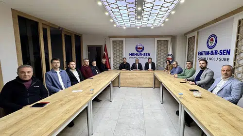 ‘Memurlarımızın Özlük Haklarının Güçlendirilmesi İçin Çalışıyoruz’