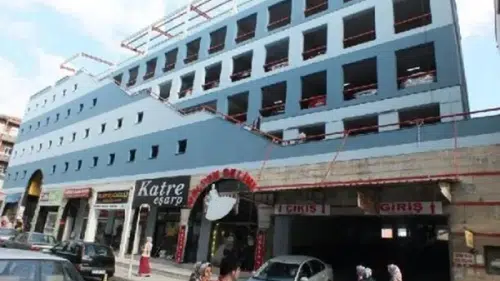 Mevlana Otoparkı’nda ‘Kaçak Elektrik’ Tartışması