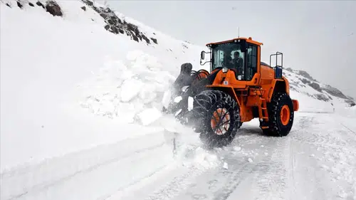 KGM’den Sürücülere Uyarı: Kapalı Yollarda Israrcı Olmayın